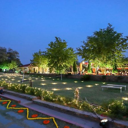 Grass Field Valley Resort Jaipur Exteriör bild