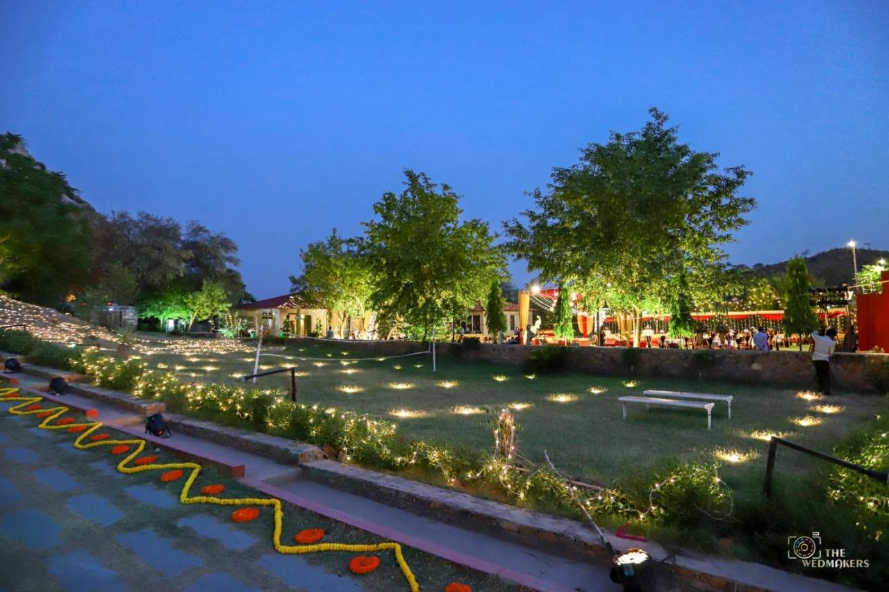 Grass Field Valley Resort Jaipur Exteriör bild