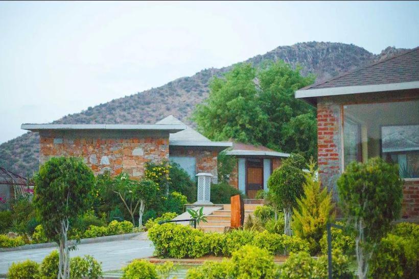 Grass Field Valley Resort Jaipur Exteriör bild